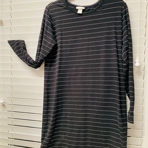 H&M Short Fitted Long Sleeve Dress XL